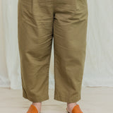 Andy Trouser in Organic Cotton Canvas Olivine#color_olivine