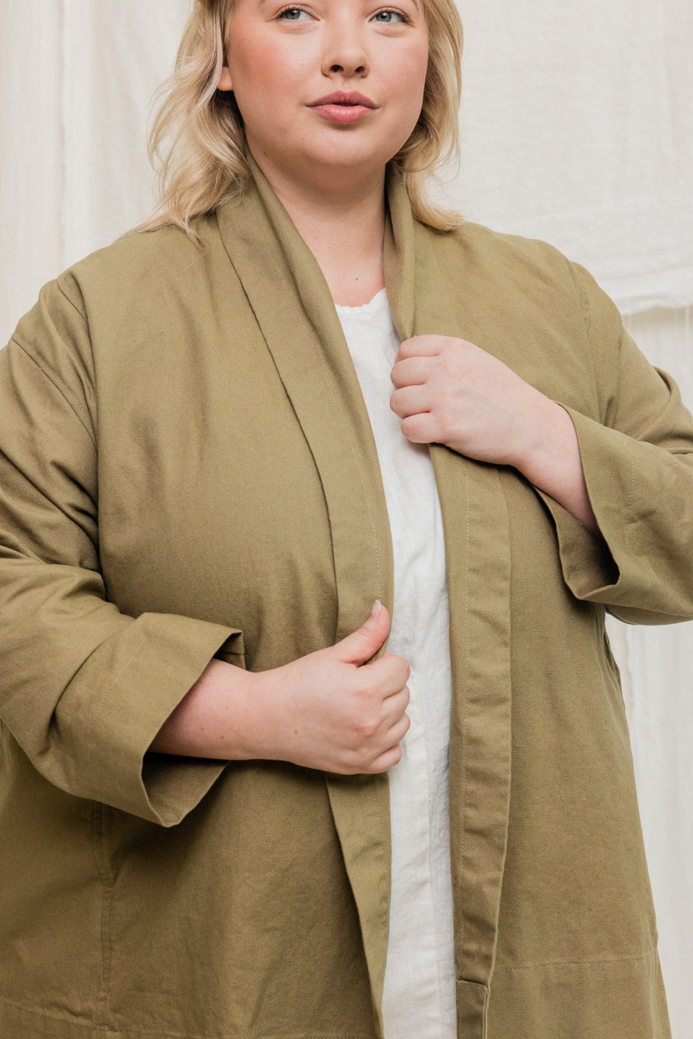 Clyde Jacket in Organic Cotton Canvas Olivine#color_olivine