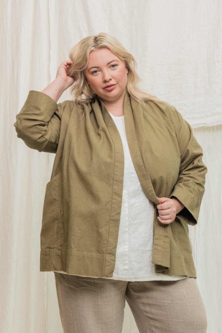 Clyde Jacket in Organic Cotton Canvas Olivine#color_olivine