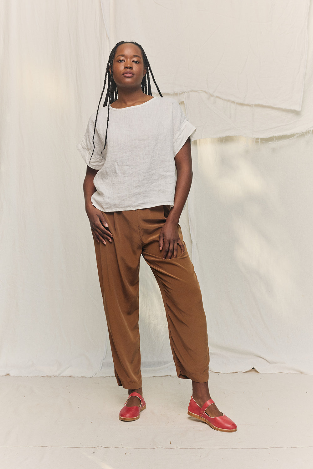 Andy Trouser in Washable Silk Ochre#color_ochre