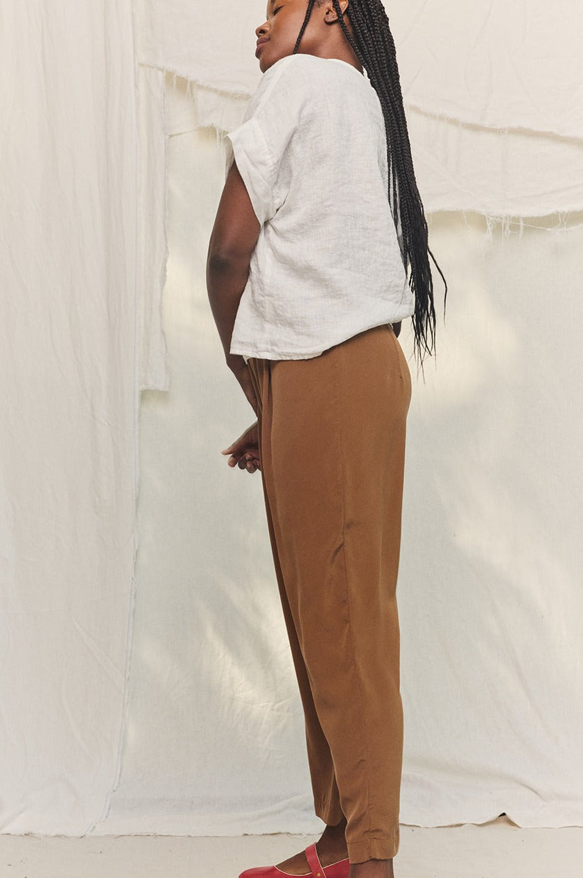 Andy Trouser in Washable Silk Ochre#color_ochre