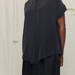 Georgia Snap Top in Washable Silk Graphite#color_graphite