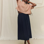 Linn Tee in Lightweight Linen Canyon#color_canyon