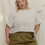 Linn Tee in Lightweight Linen Salt#color_salt