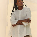 Long Sleeve Kara Snap Top in Lightweight Linen Salt#color_salt